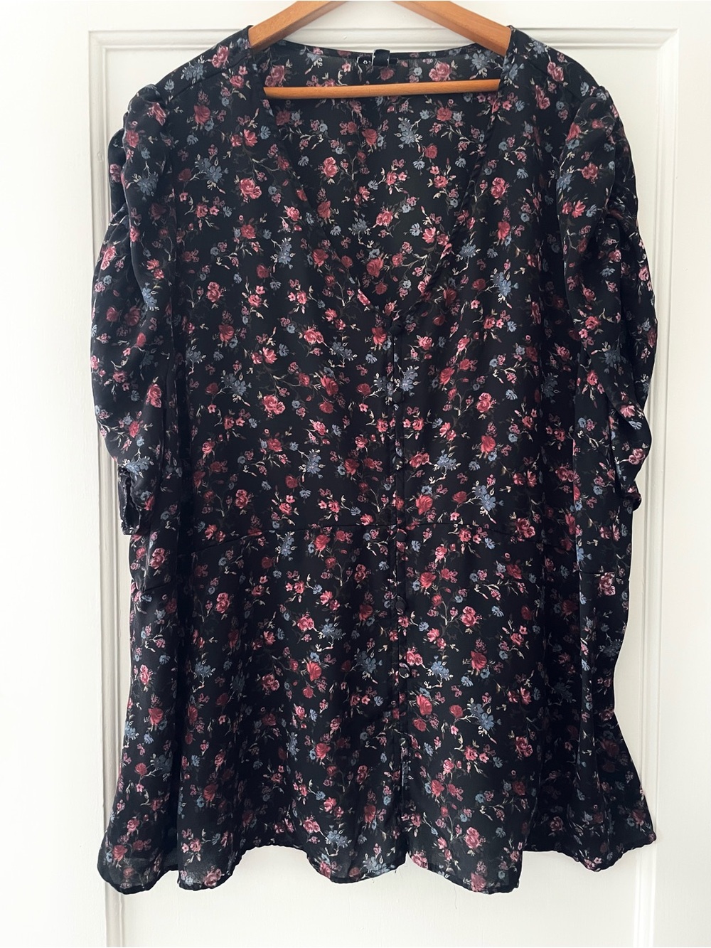 torrid Black Floral V-Neck Peplum Top with Pink Accents